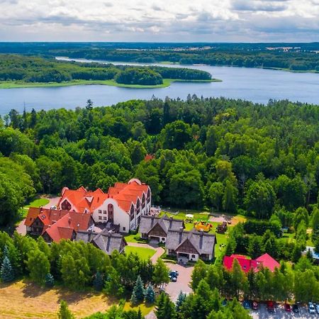 Hotel Aubrecht Country Spa Resort Przechlewo Exteriör bild