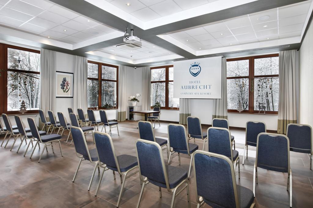 Hotel Aubrecht Country Spa Resort Przechlewo Exteriör bild