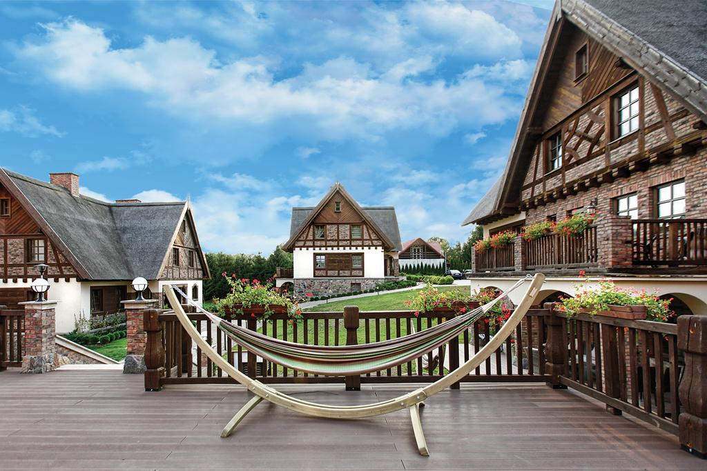 Hotel Aubrecht Country Spa Resort Przechlewo Exteriör bild