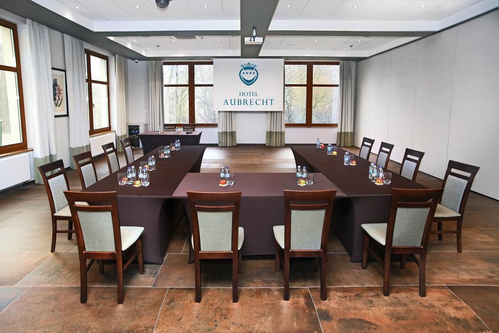 Hotel Aubrecht Country Spa Resort Przechlewo Exteriör bild