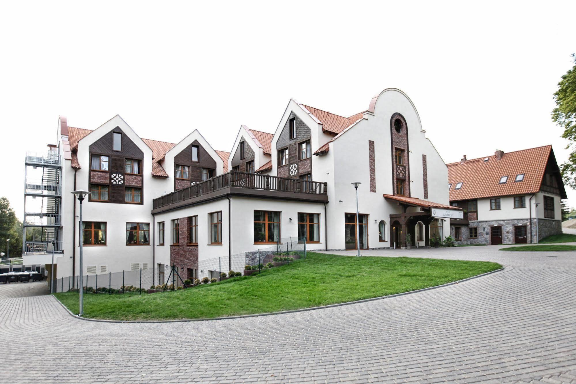 Hotel Aubrecht Country Spa Resort Przechlewo Exteriör bild