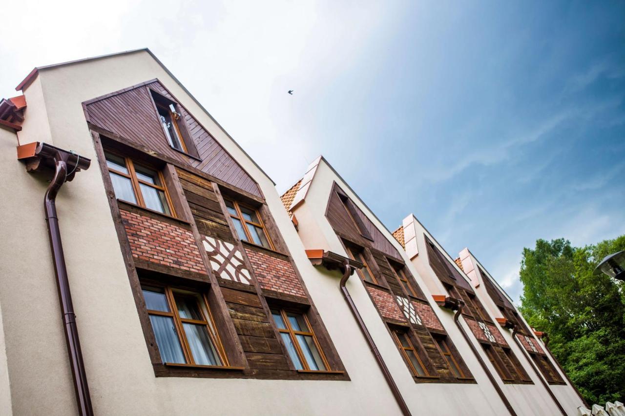 Hotel Aubrecht Country Spa Resort Przechlewo Exteriör bild